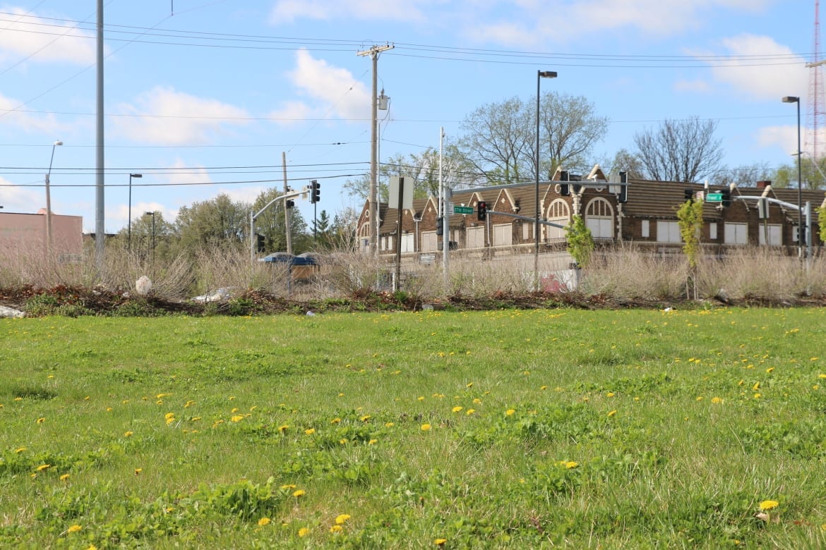 Three corners interesection