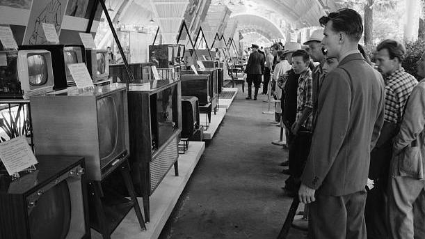 Russians look at Television sets