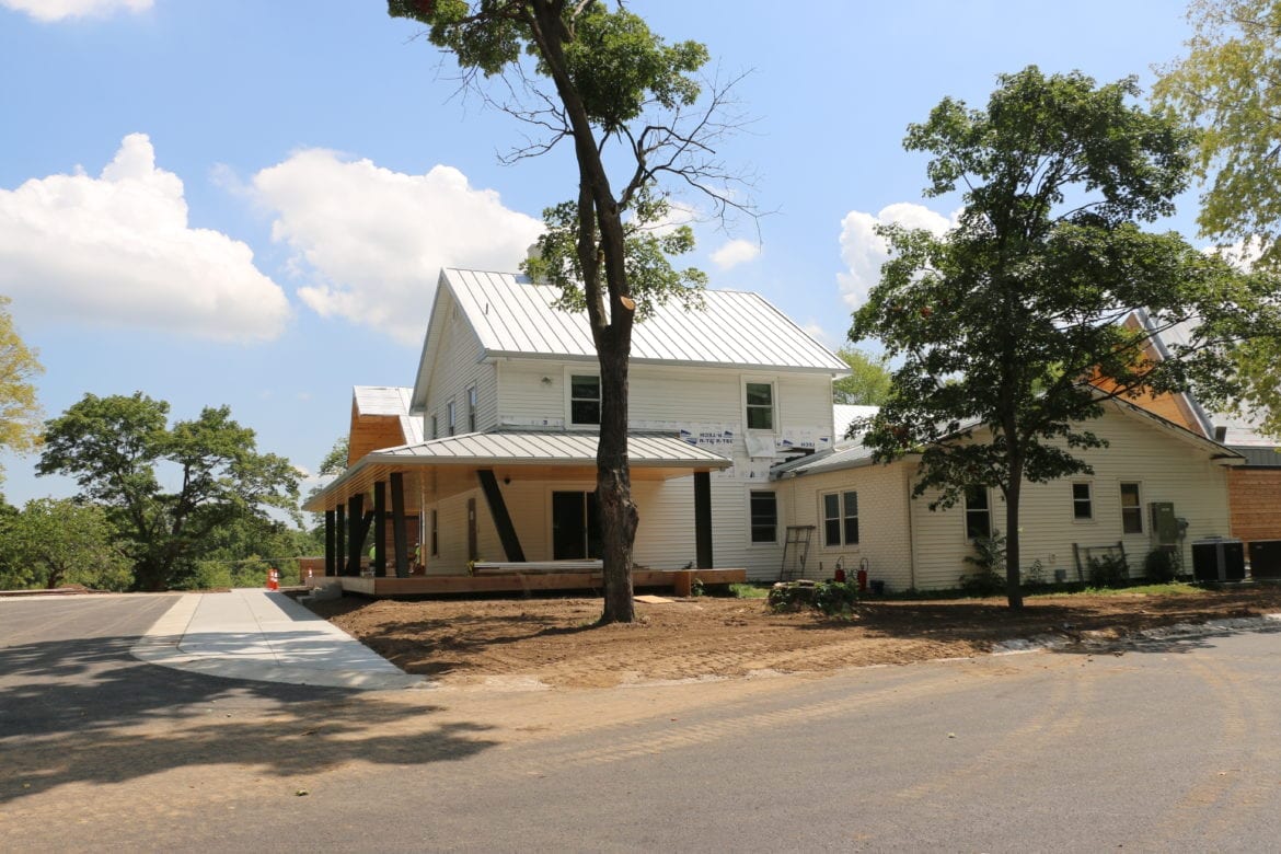 outside view of the pratt house