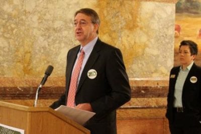 Duane Gossen at podium