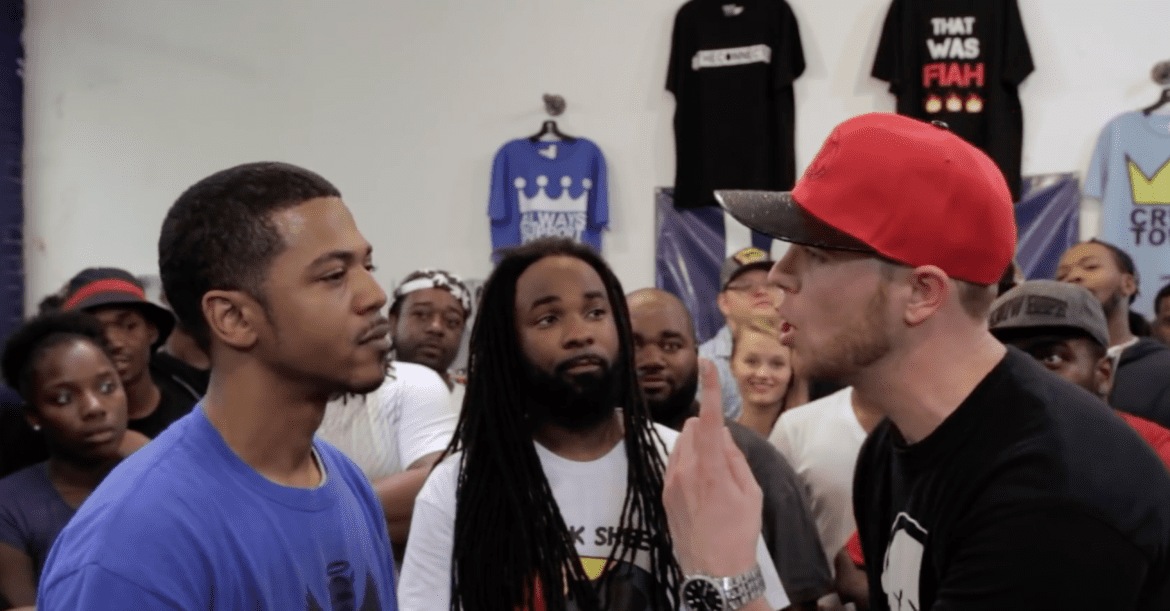 Jarvis Jones (center) watches a rap battle