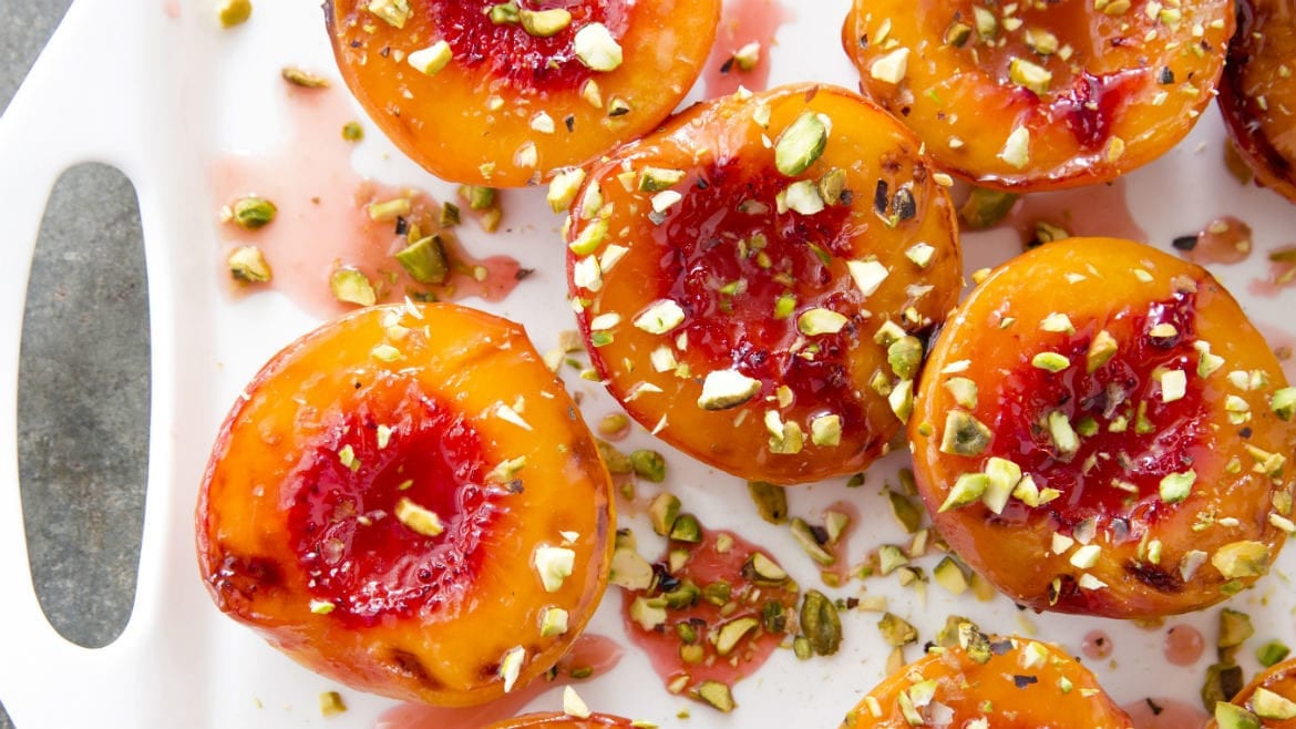 honey glazed roasted peaches