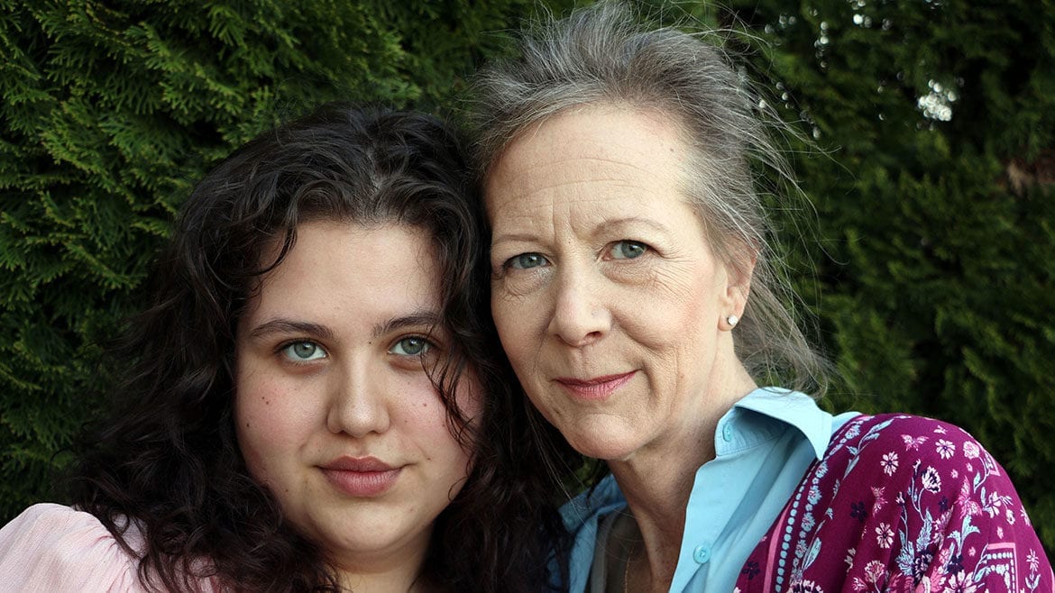 Lizzy and Jenny Huffman