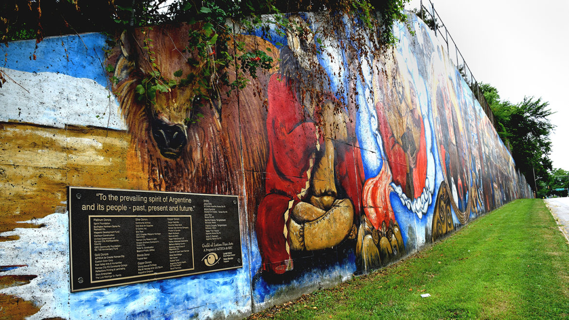 Argentine mural by Jose Faus and Alisha Gambino