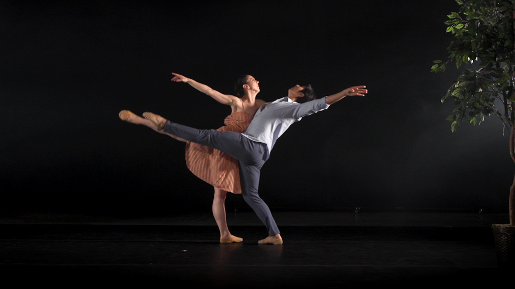 Dancers with the Kansas City Ballet perform "Look Here, Love" as part of "KC Performs."
