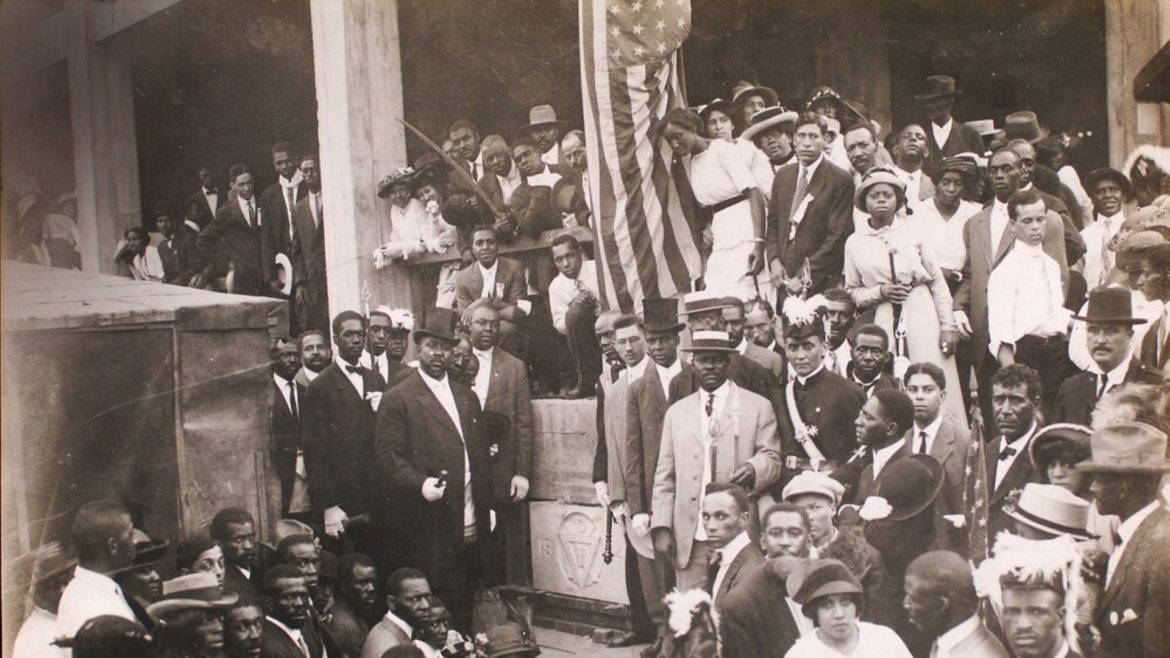 A crowd gathered for the 1914 cornerstone laying at the Paseo YMCA in Kansas City, Missouri.