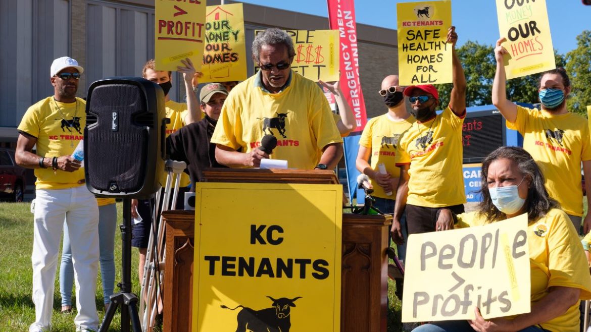 Harvey Nash speaks at a KC Tenants press conference on the group's eight demands to improve Kansas City's rental assistance program.