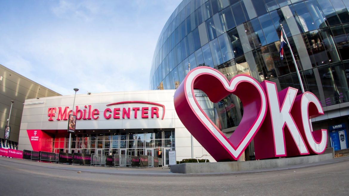 Exterior view of T-Mobile Center prior to the Hall of Fame Classic game between the Cincinnati Bearcats and the Illinois Fighting Illini on Monday November 22, 2021 at the T-Mobile Center in Kansas City, MO.