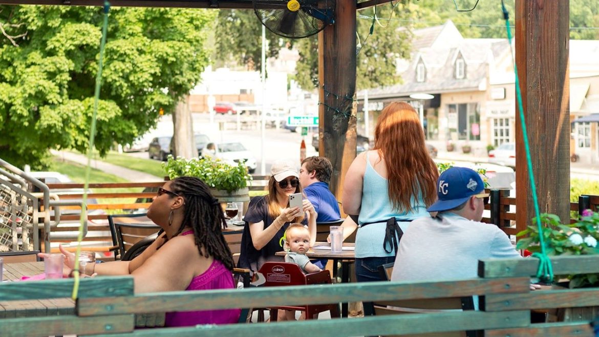 Bier Station is hosting an event for Ukraine relief this Saturday.