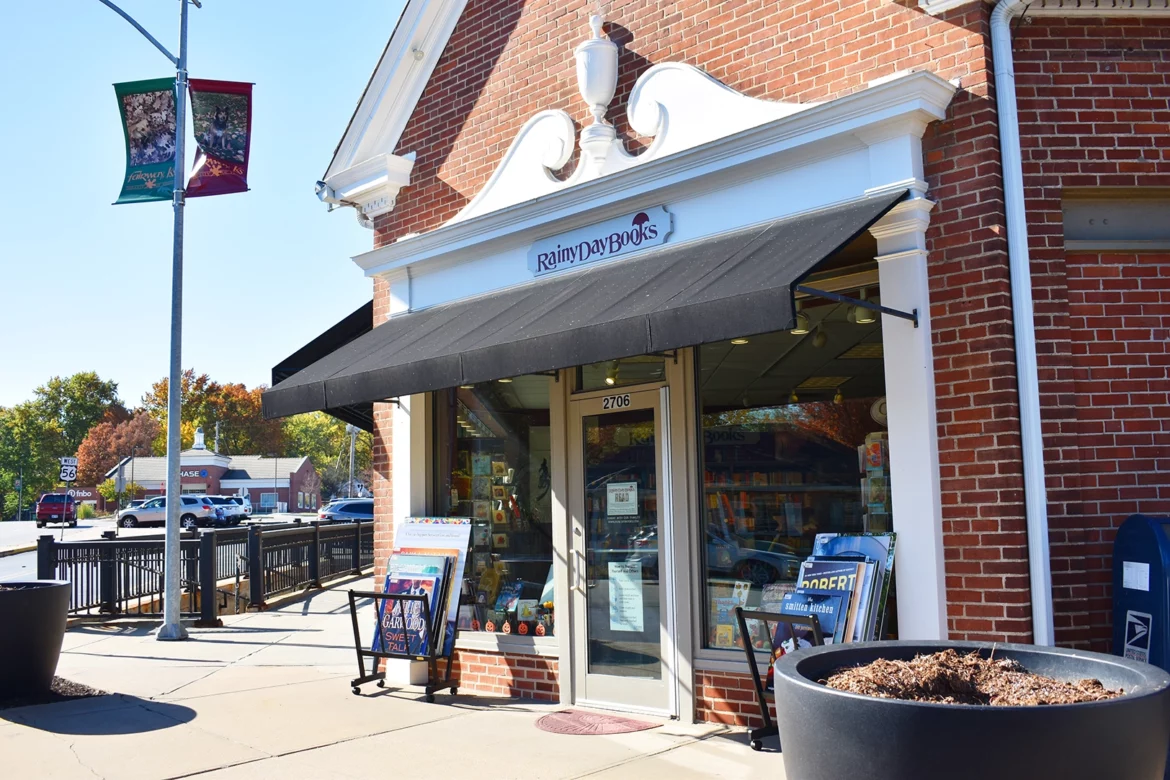 Entry of Rainy Day Books.