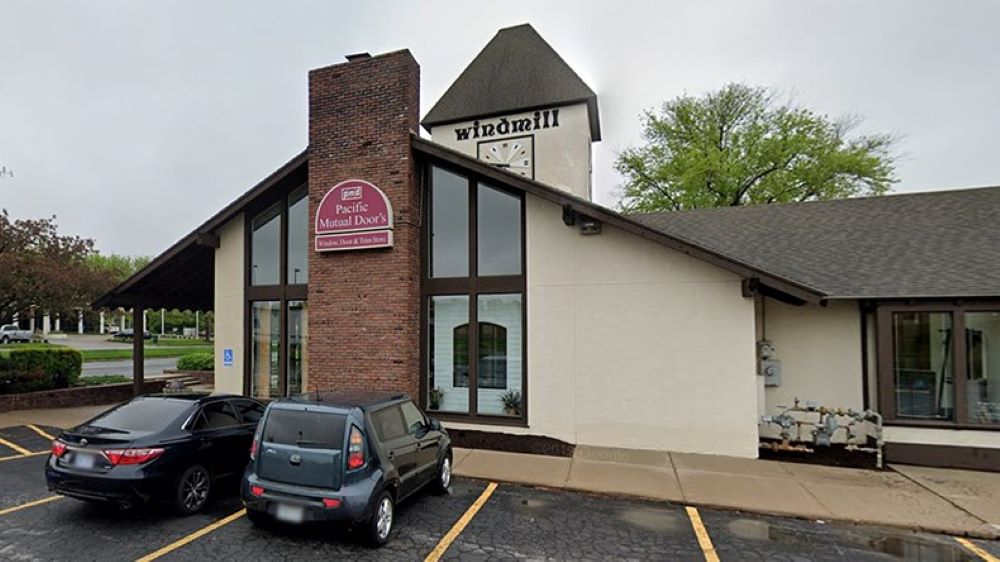 Exterior view of the planned Discourse Brewing in the Windmill Square shopping center in Overland Park.
