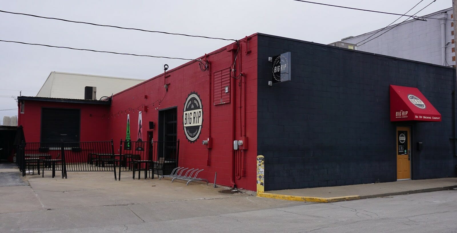 The red exterior of Big Rip Brewing Co.