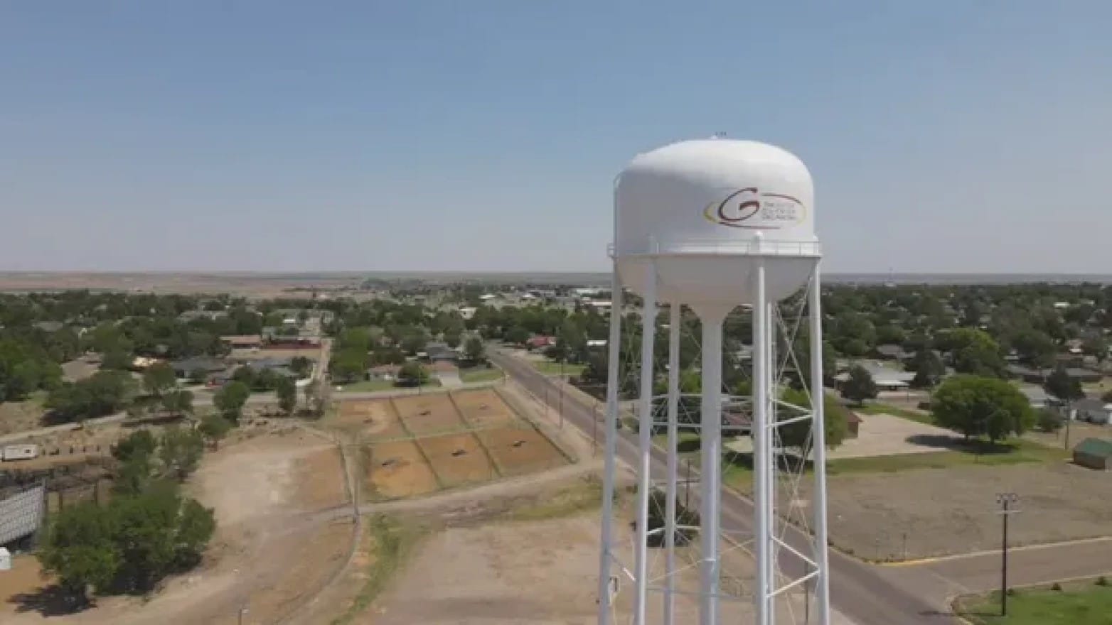 A water tower in Guymon, Oklahoma, which relies on the Ogallala Aquifer for drinking water.