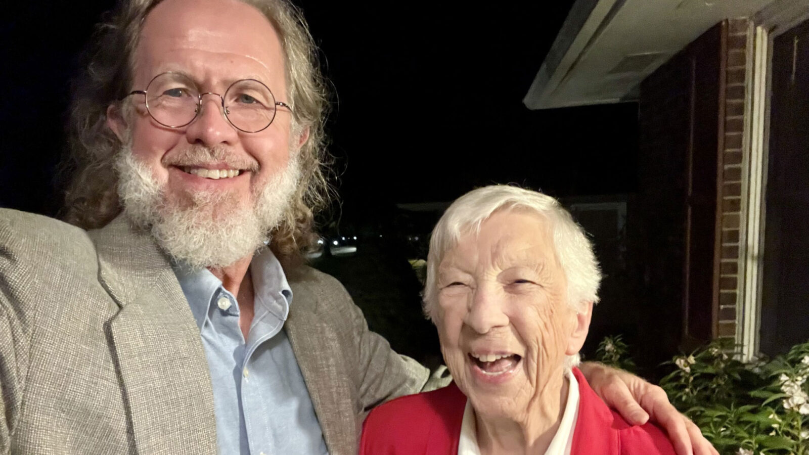 Rev. Tarris Rosell and sister Rosemary Flanigan