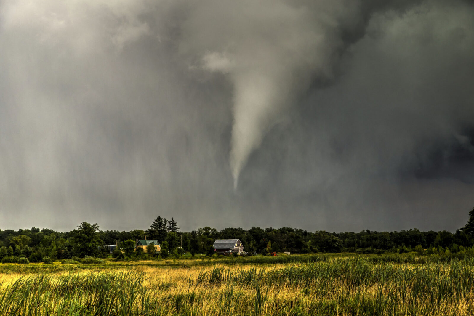 Be aware: The National Weather Service’s Storm Prediction Center on April 28, 2025, said threatening weather was possible in the Kansas City area. (Amanda Hill | NOAA Weather in Focus Photo Contest 2015)