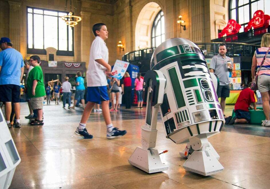 Maker Faire r2d2