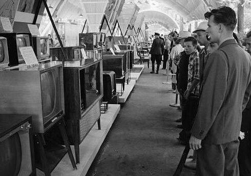 Russians look at Television sets