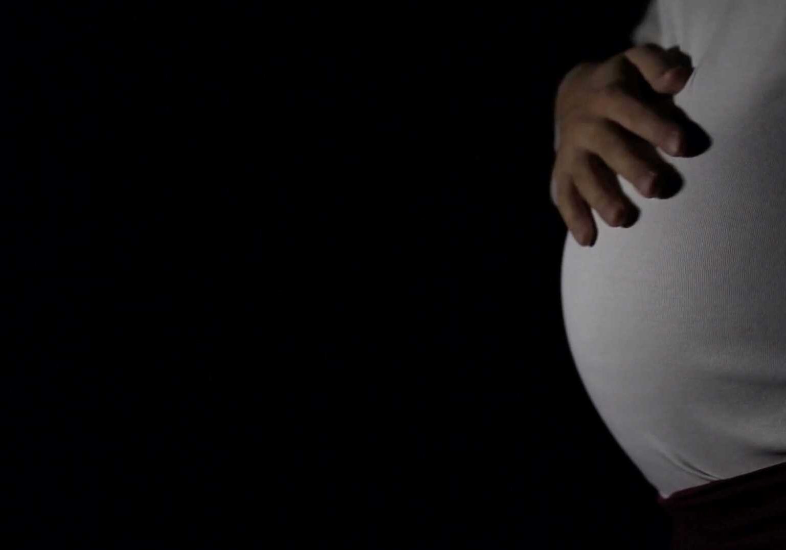 Birth Battle | Helping Hands.