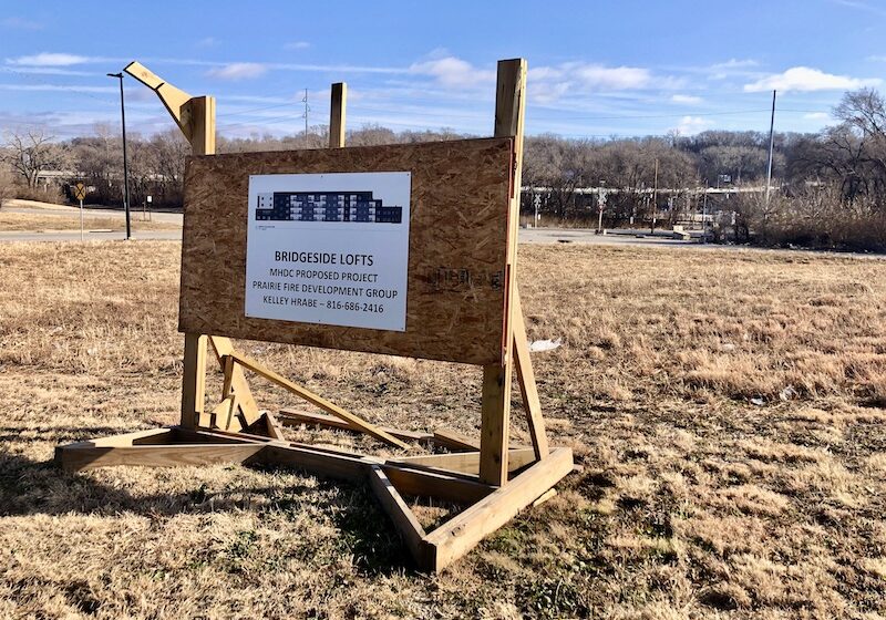 Bridgeside Lofts sign
