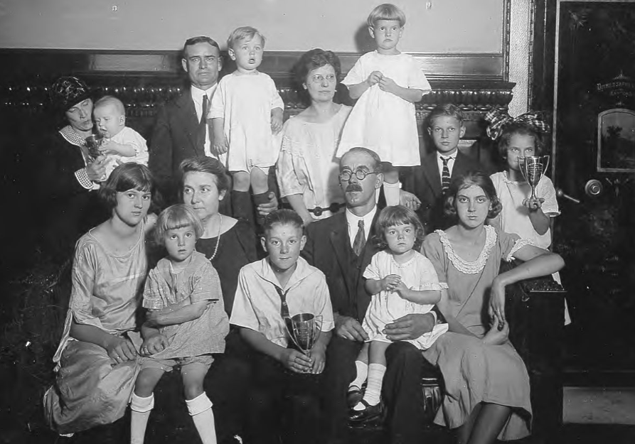 Winners of Kansas Fittest Family Contest 1923
