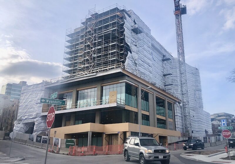 Cascade food hall corner