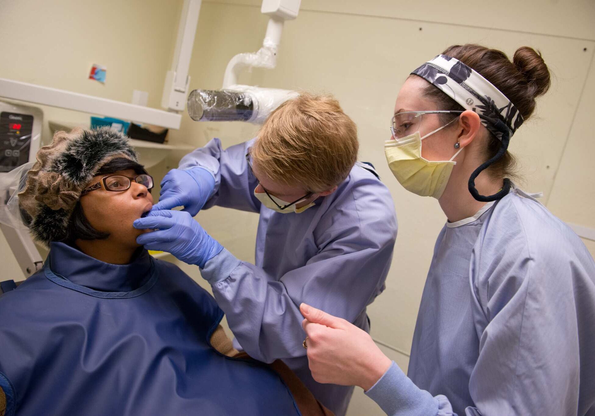 DENTAL_PHOTO