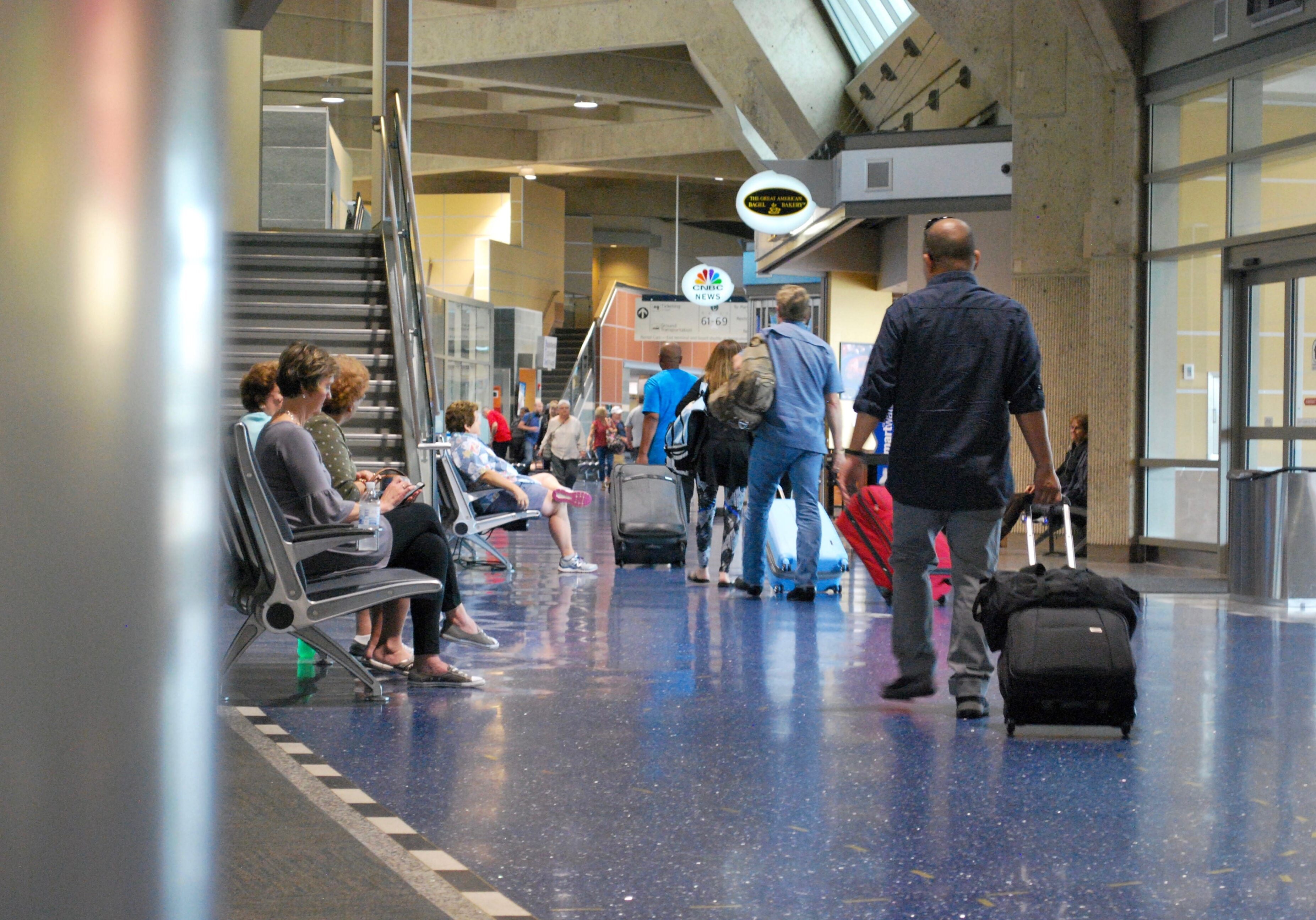 people in the KCI airport