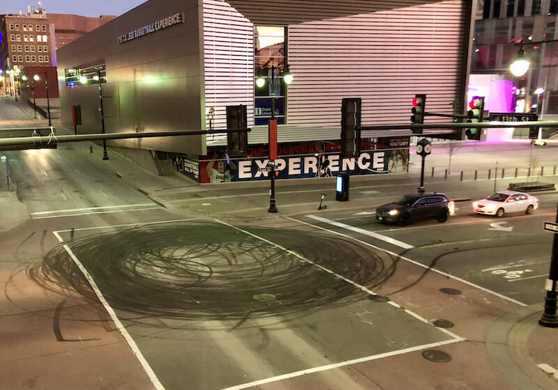 Donut spinning incident