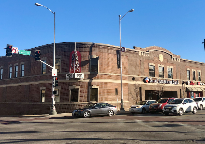 Building at 3901 Main St. in Kansas City