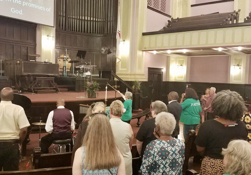 Grand Avenue Temple worshipers