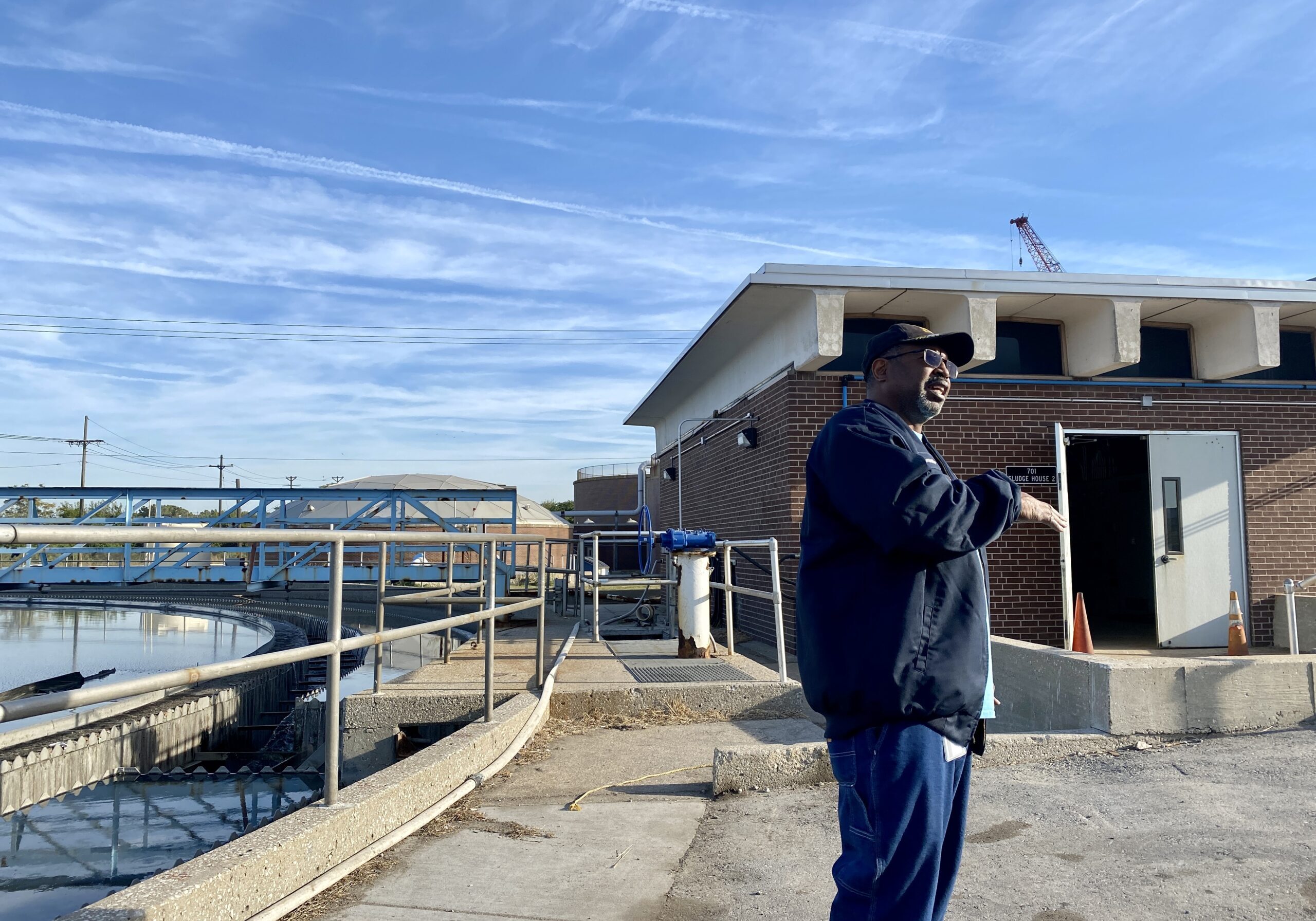 KC Water's chief plant operator Kevin Herman gives a tour of the "Sludge House" and machinery that sifts through the waste. (Vicky Diaz-Camacho | Flatland)