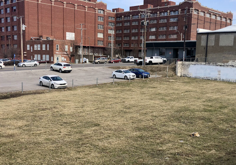 Maxus apartment location