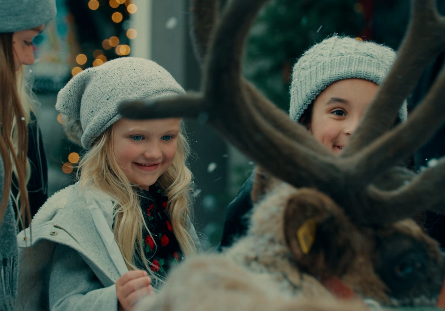 A scene from "My Sweet Holiday."