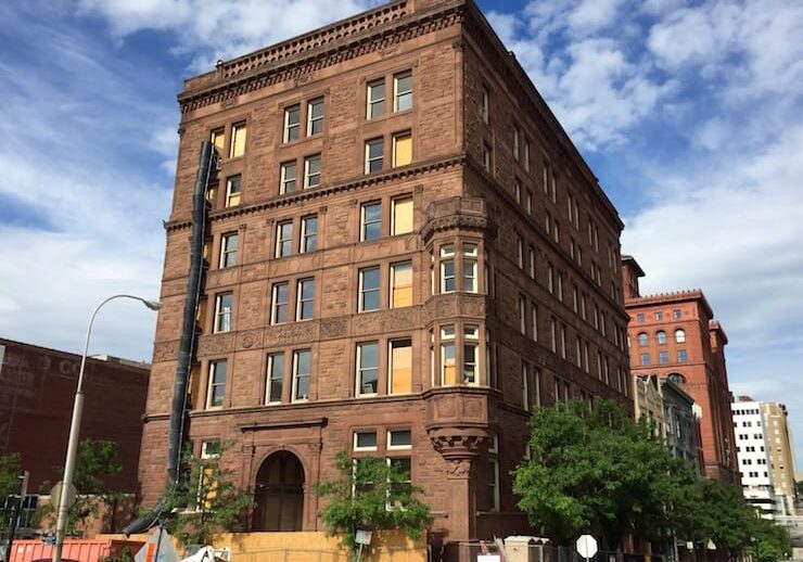 New England building