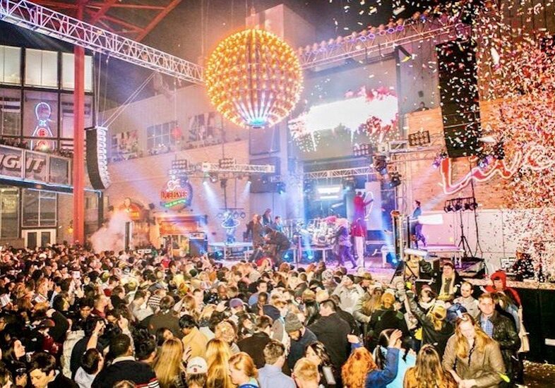 New Years Eve Kansas City Live