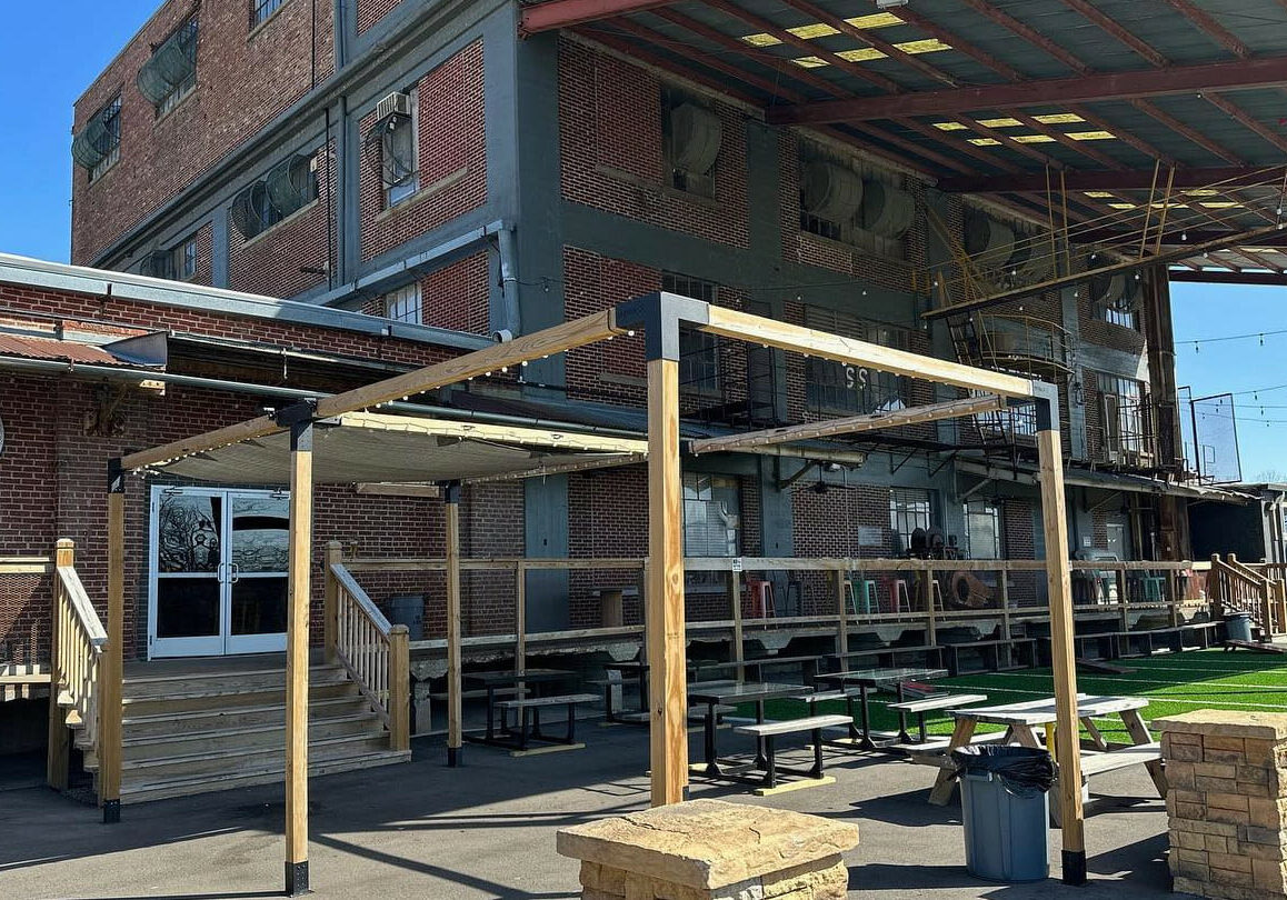 The front entrance of Outfield Beer Co. in Bonner Springs.