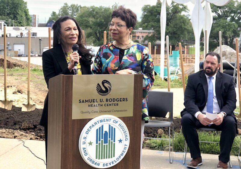 Rosalyn Rodgers Moore (left) and Dr. Rita Rodgers Stanley