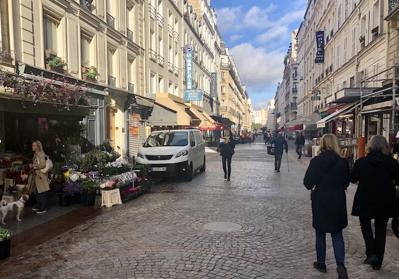 Rue Cler morning