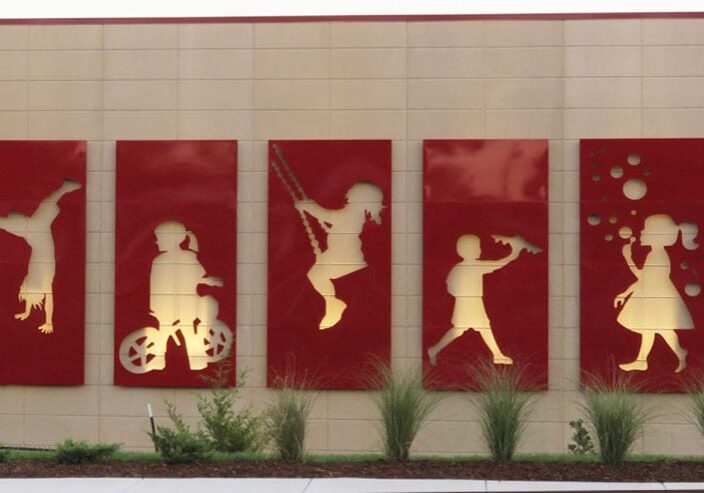 Art and colorful decor create a welcoming environment at Frank Rushton Elementary School. (Via Elementary School)