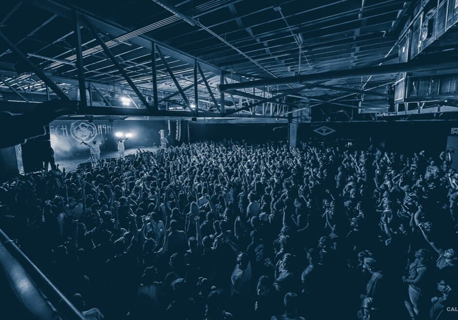 a crowd at the truman