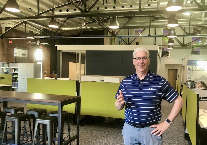 Stephen Rhoades Vireo