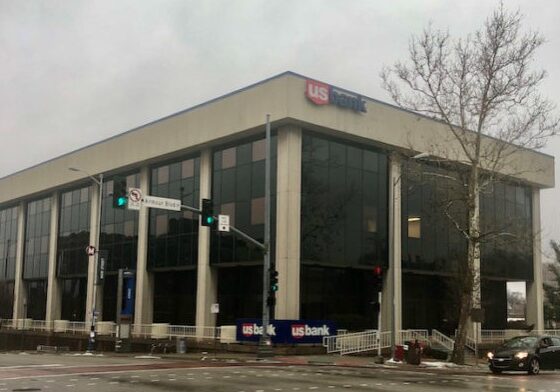 US Bank building at Main and Armour