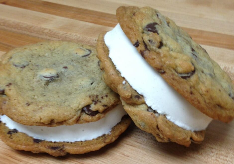 A pair of ice cream sandwiches.