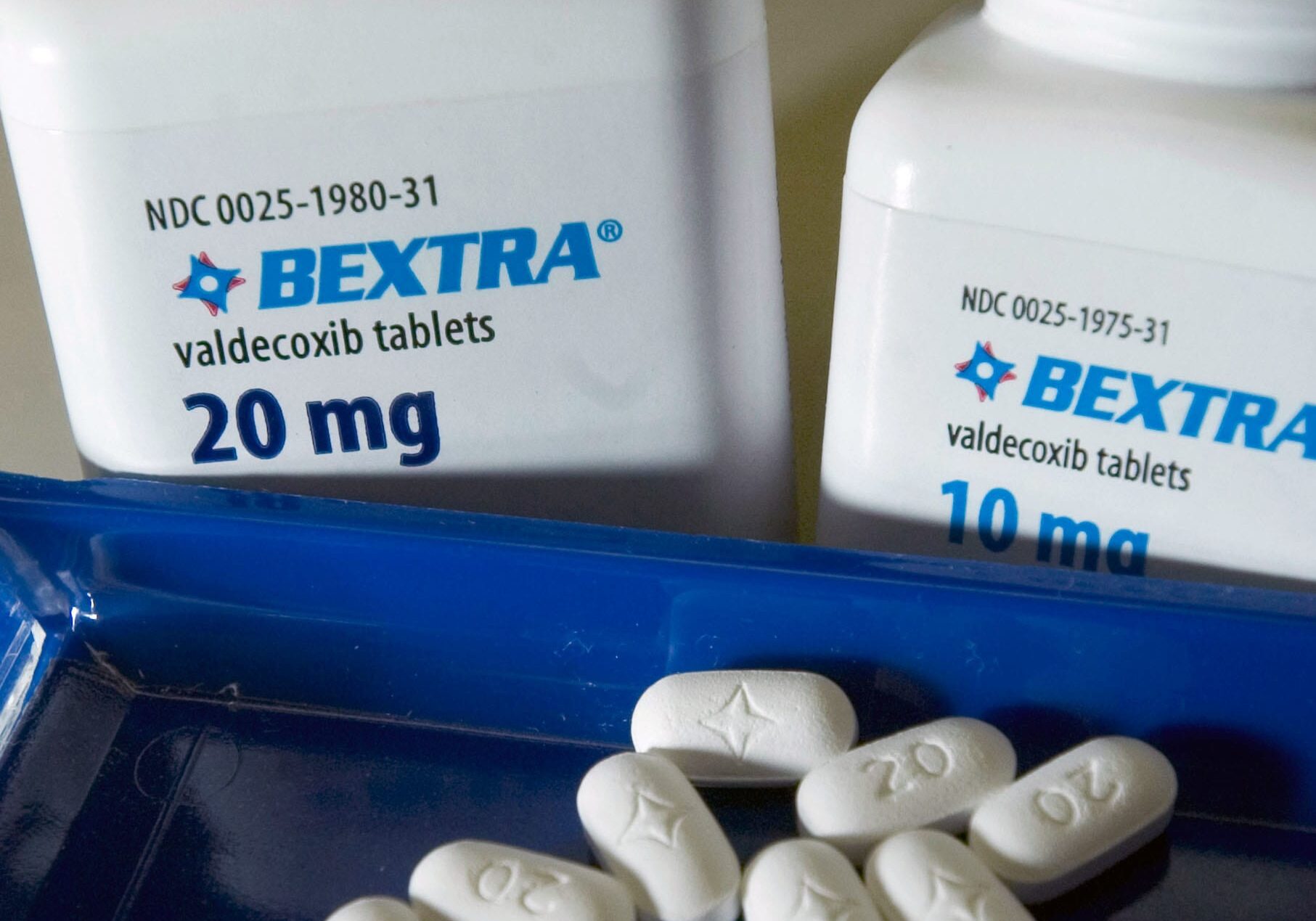 The anti-inflammatory drug Bextra was taken off the market because it increased the risk of heart attack and stroke.