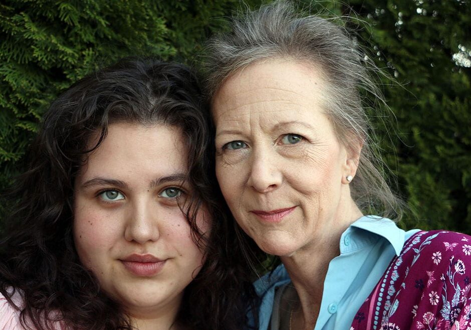 Lizzy and Jenny Huffman