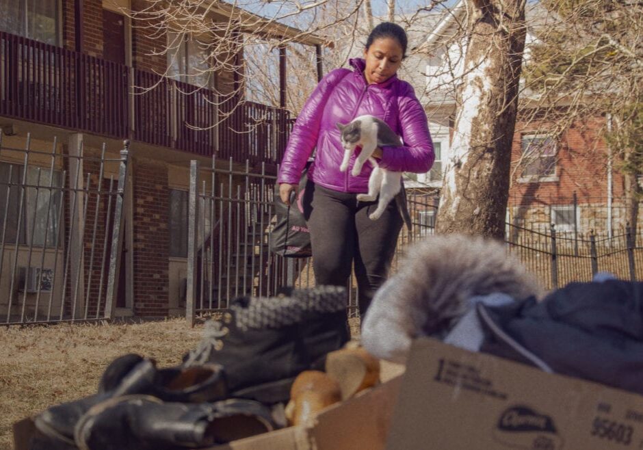 Jelisa Bernardo collects her belongings