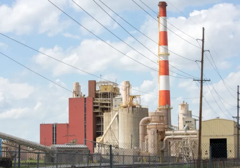 Investors have offered to buy the Kansas City Board of Public Utilities’ defunct Quindaro Power Station and develop a data center on the site. (Vaughn Wheat/The Beacon)