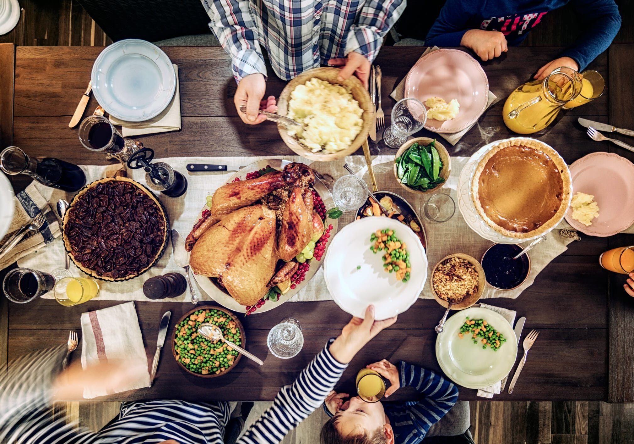 Cooking up a traditional Thanksgiving meal, with stuffed turkey, mashed potatoes, cranberry sauce, vegetables and pumpkin pie is stressful enough. But when a child is vegan or vegetarian, it can ramp up the anxiety